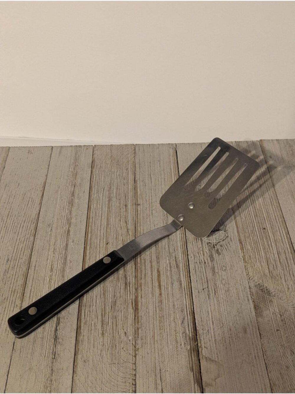Vintage EKCO Flint USA Short Stainless Vanadium Slotted Spatula Black Handle 10